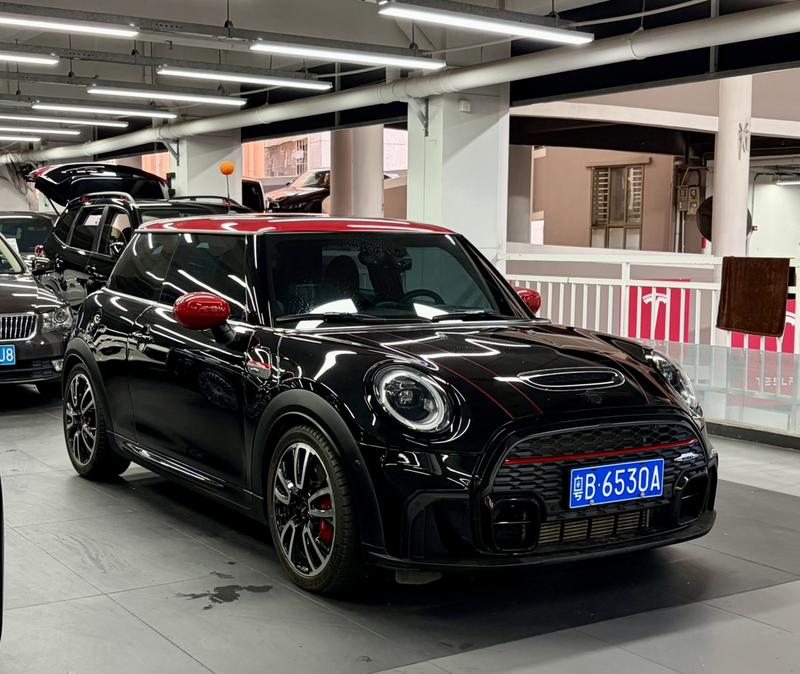 Mini Mini JCW, 2021 — фото 3 из 10