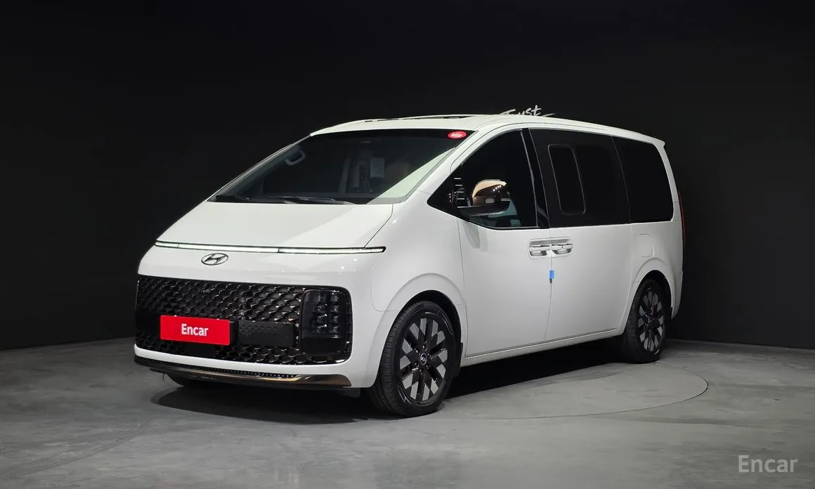 Hyundai Staria, 2022 — купить в Оренбурге под ключ