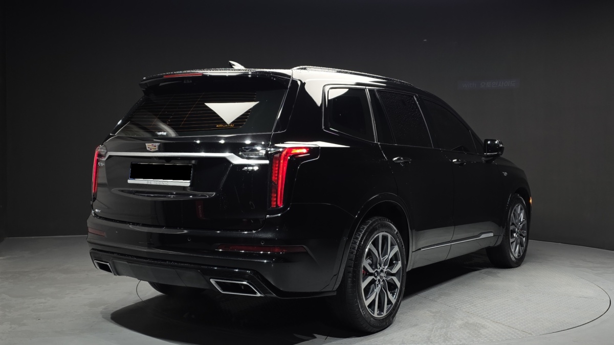 Cadillac XT6, 2023 — фото 2 из 12