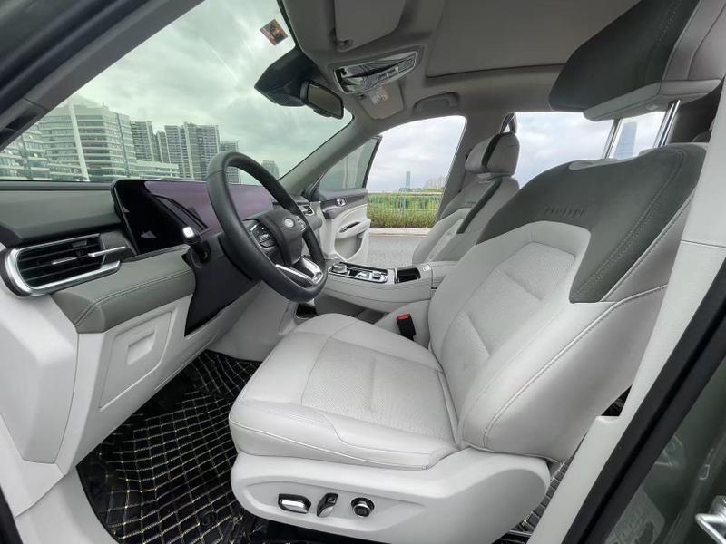 Ford Equator Hybrid, 2025 — фото 9 из 11