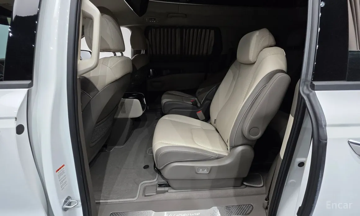 Kia Carnival, 2024 — фото 12 из 12