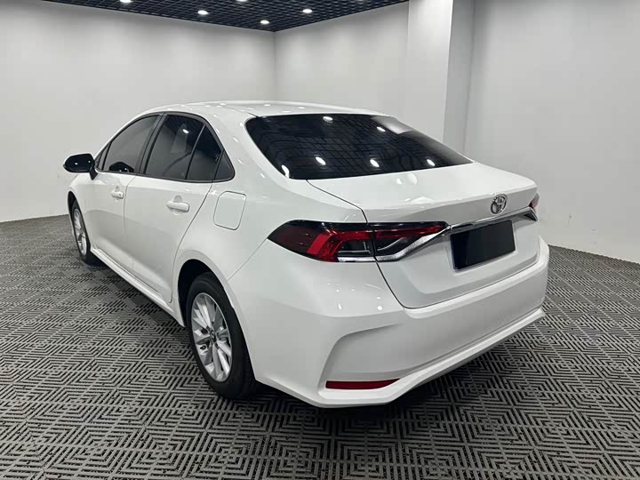 Toyota Corolla, 2022 — фото 7 из 9