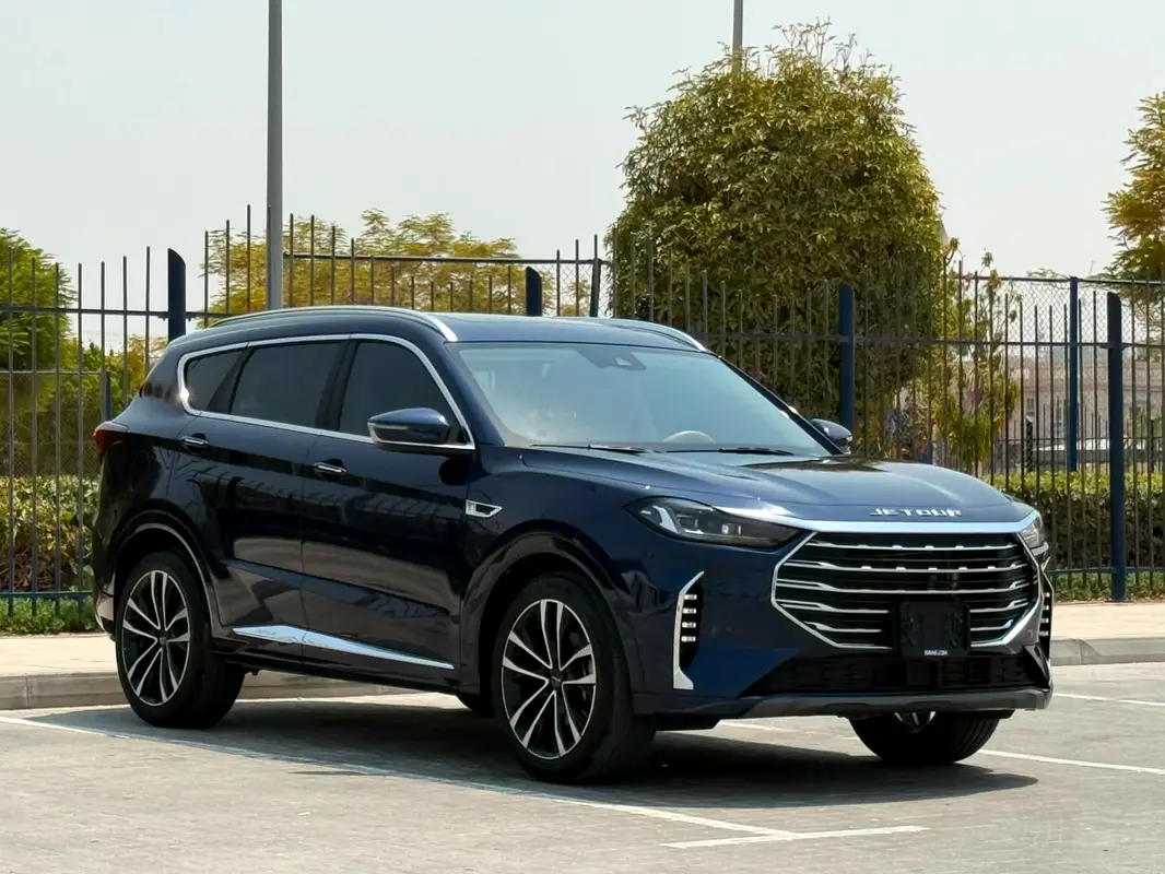 Jetour X70 Plus, 2024 — фото 3 из 10