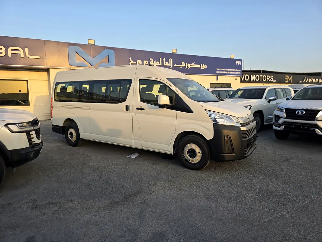 Toyota Hiace, 2026 — фото 3 из 10