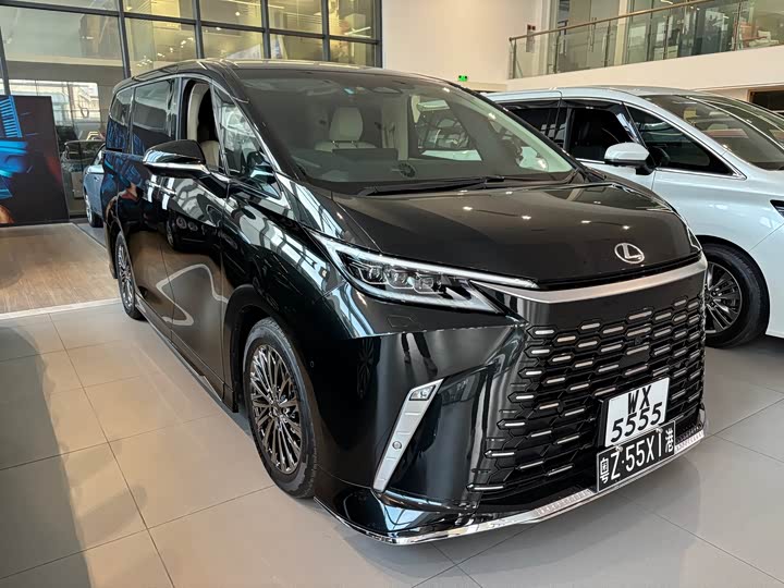 Lexus LM, 2025 — фото 3 из 11