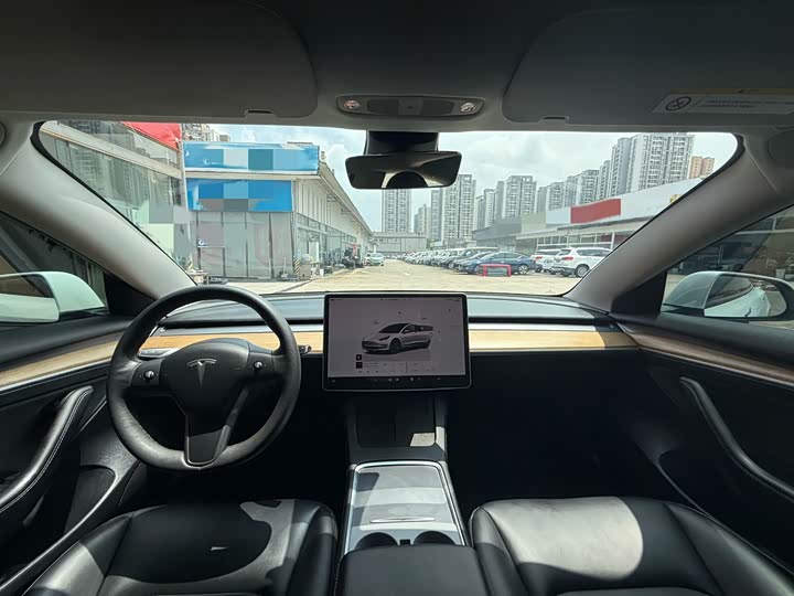 Tesla Model 3, 2021 — фото 5 из 9