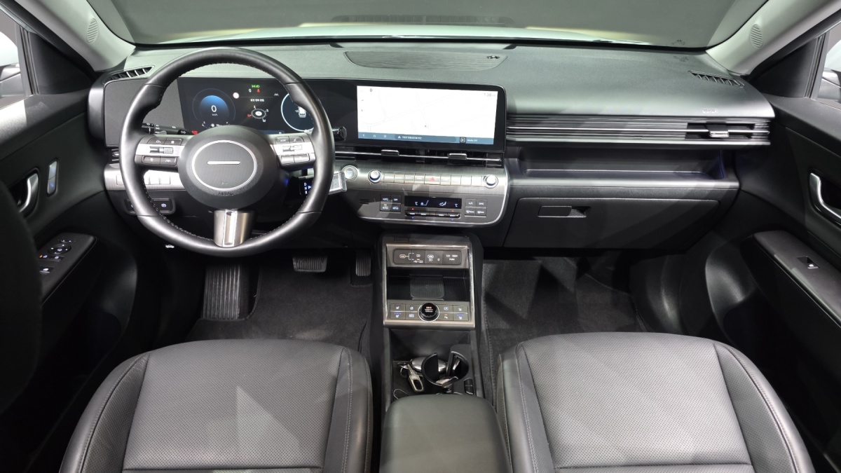 Hyundai Kona, 2023 — фото 6 из 12