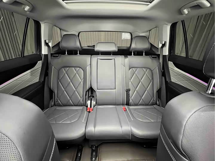 Volkswagen Teramont X, 2024 — фото 9 из 9