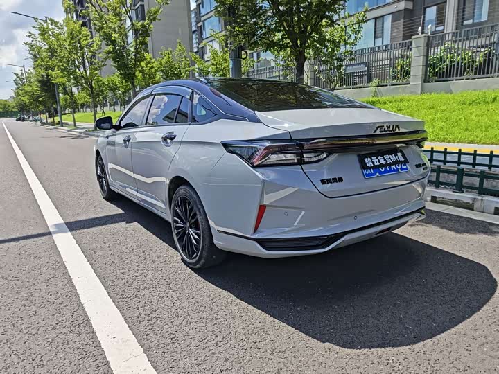 Dongfeng Aeolus Yixuan Max, 2022 — фото 4 из 9