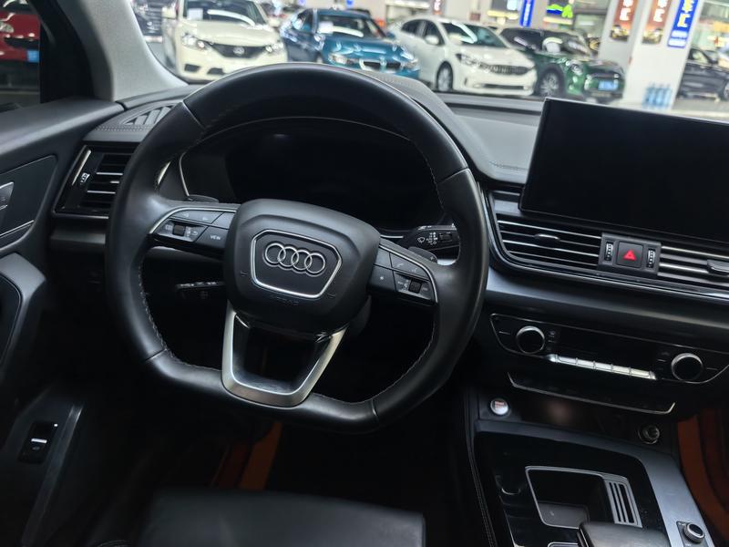 Audi Q5L, 2023 — фото 11 из 12