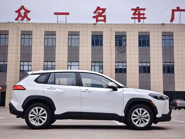 Toyota Corolla Cross, 2025 — фото 4 из 9