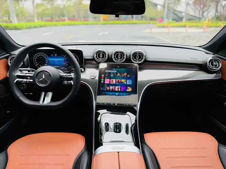 Mercedes-Benz C-Class, 2023 — фото 3 из 9