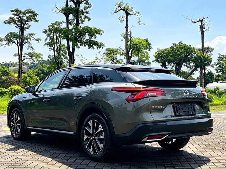 Citroen C5 X, 2023 — фото 4 из 9
