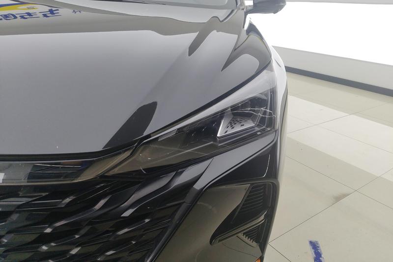 Dongfeng Aeolus Yixuan, 2023 — фото 4 из 12