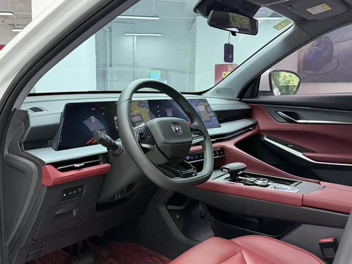 Changan CS75 Plus, 2022 — фото 7 из 9