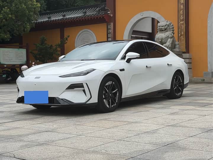Geely Galaxy E8, 2025 — купить в Воронеже под ключ