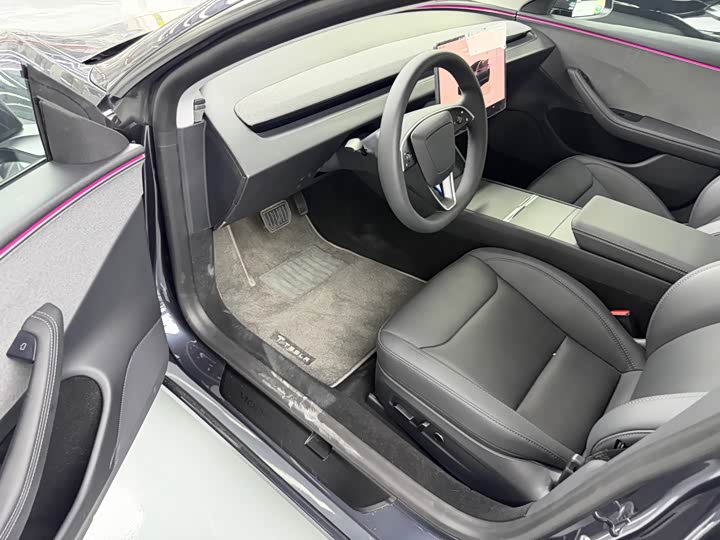 Tesla Model 3, 2023 — фото 5 из 9