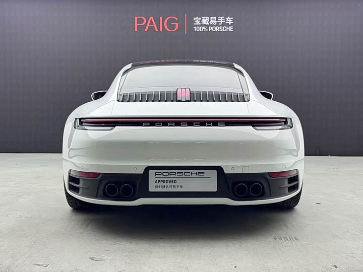 Porsche 911, 2023 — фото 7 из 9