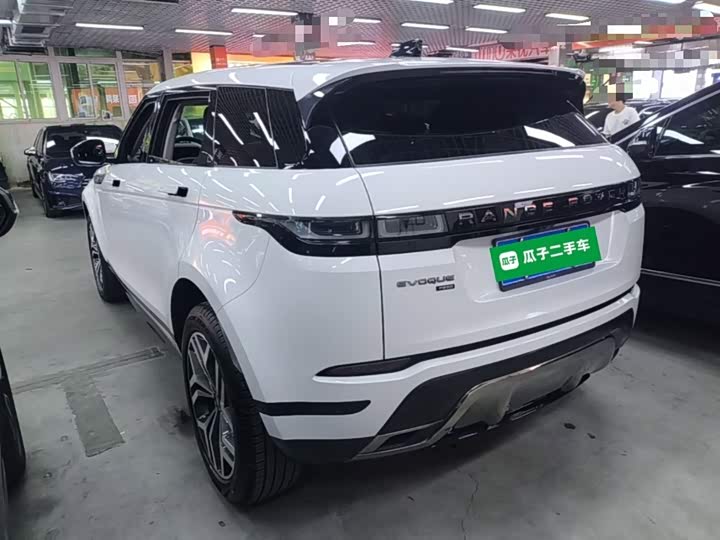 Land Rover Range Rover Evoque L, 2024 — фото 5 из 9