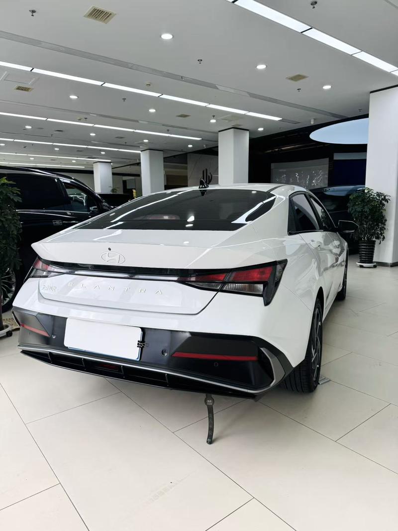Hyundai Elantra N line, 2023 — фото 6 из 11