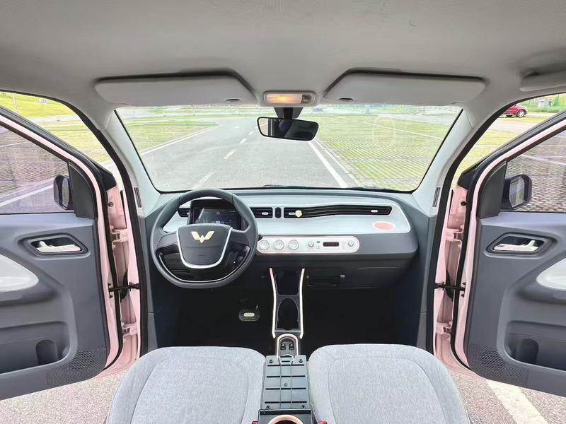 Wuling Mini EV, 2022 — фото 5 из 8