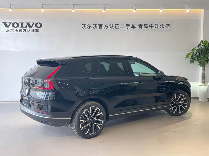 Volvo XC70 Hybrid, 2025 — фото 4 из 9