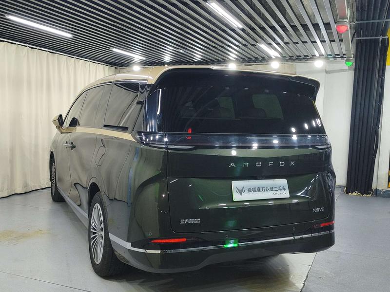 BAIC Arcfox Wendao V9, 2026 — фото 5 из 12