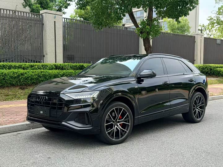 Audi Q8, 2022 — купить в Костроме под ключ