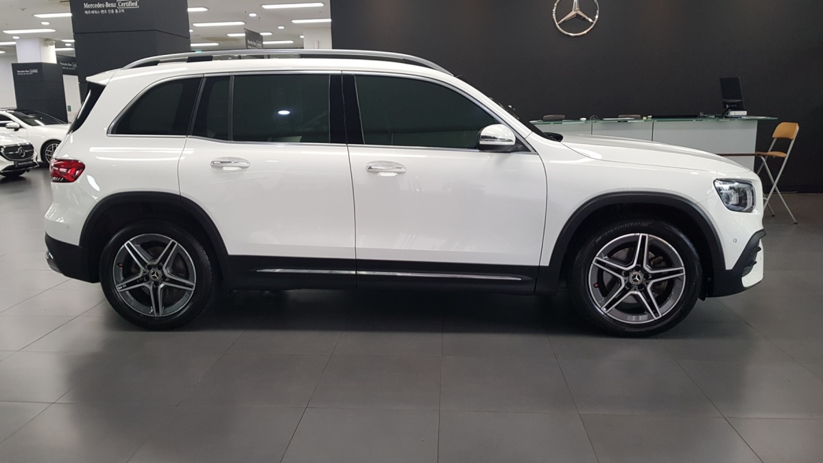 Mercedes-Benz GLB-Class, 2022 — фото 4 из 12
