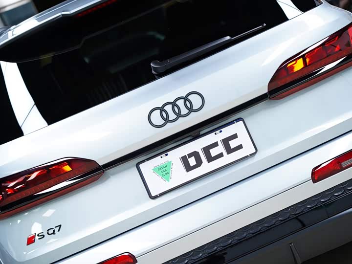 Audi SQ7, 2024 — фото 9 из 9