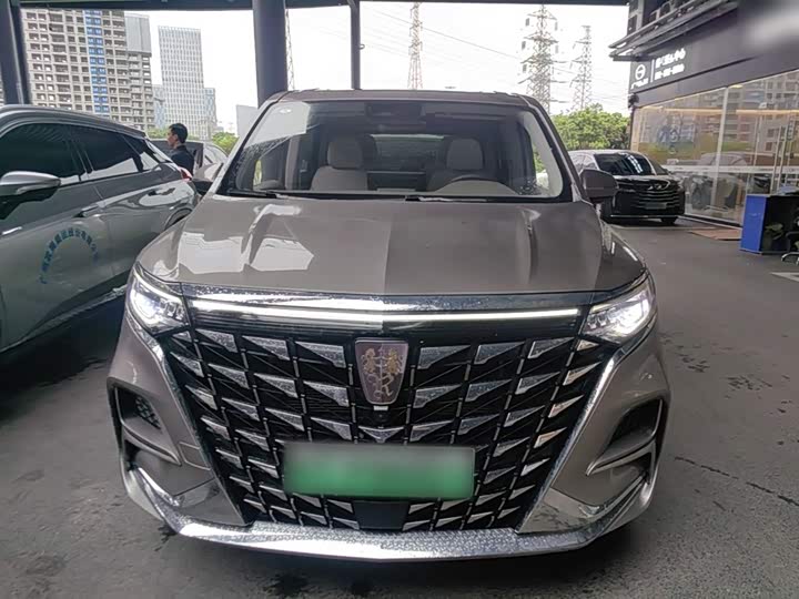 Roewe iMax 8 EV, 2024 — фото 3 из 9