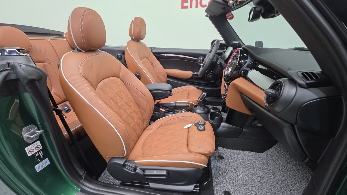 Mini Cooper Convertible, 2024 — фото 10 из 12