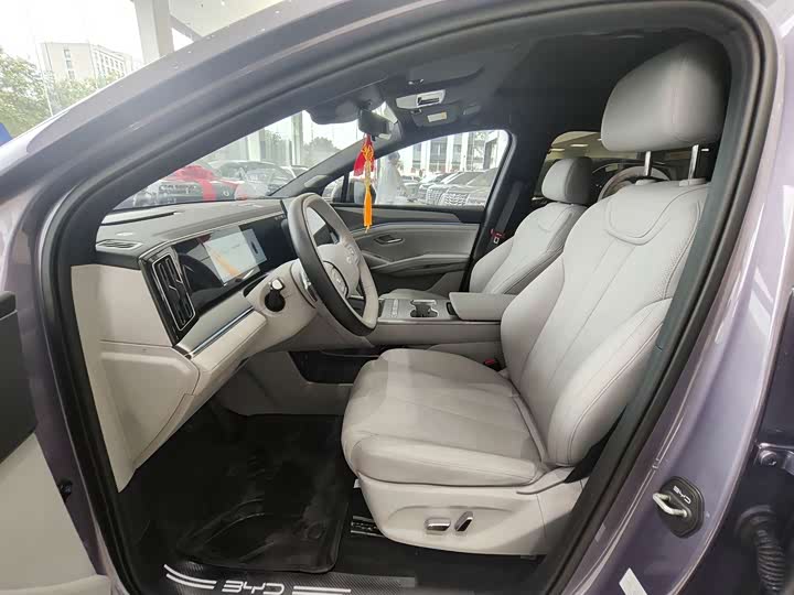 BYD Song Ultra EV, 2025 — фото 9 из 9
