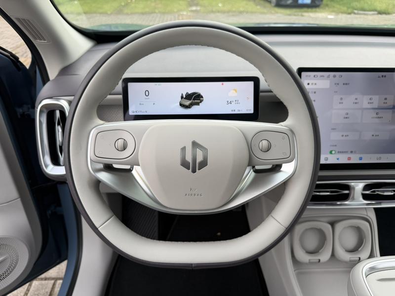 Leapmotor B10, 2025 — фото 12 из 12