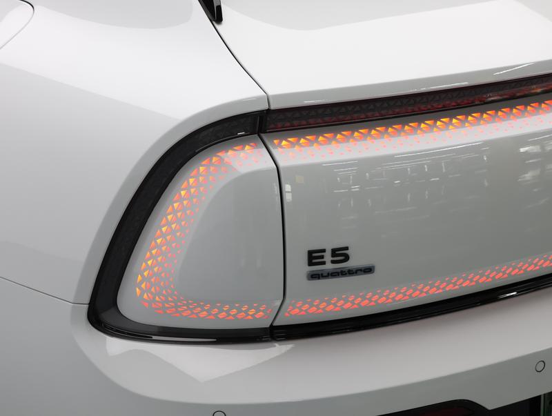Audi × SAIC E5 Sportback, 2026 — фото 10 из 12