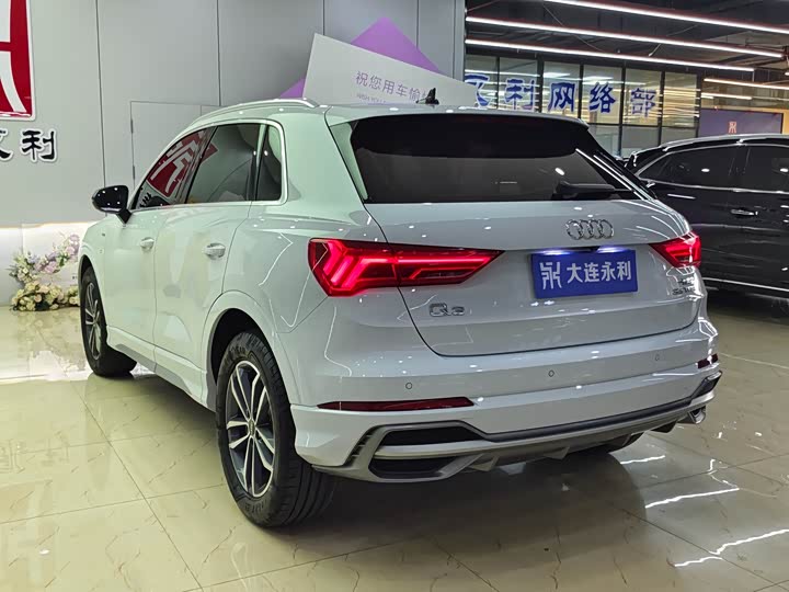 Audi Q3, 2023 — фото 6 из 9