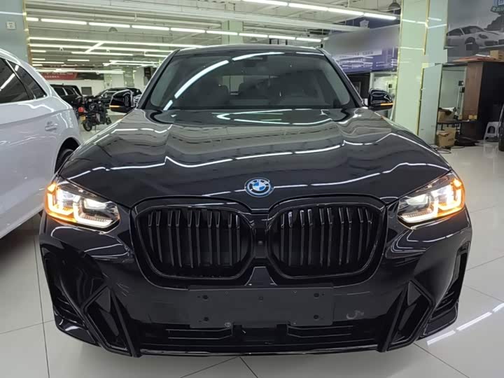 BMW iX3, 2024 — фото 3 из 9