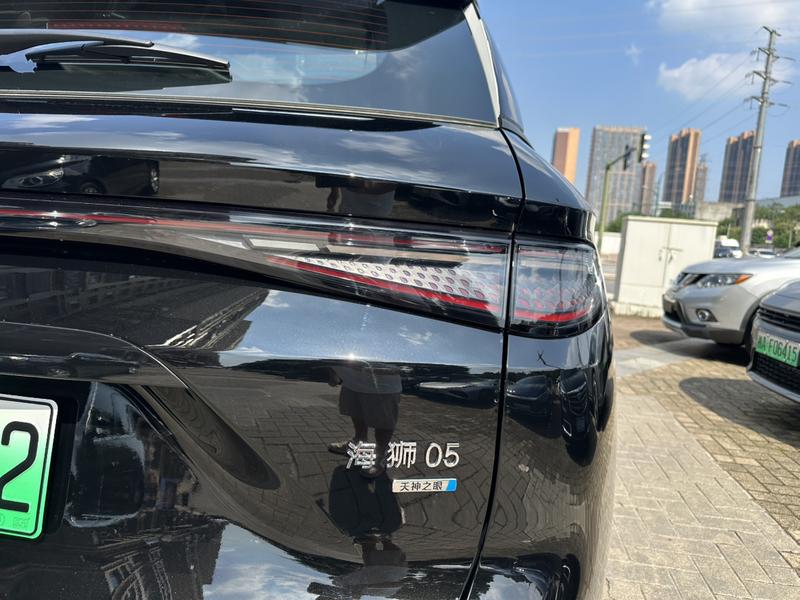 BYD Sea Lion 05 DM-i Hybrid, 2026 — фото 8 из 12
