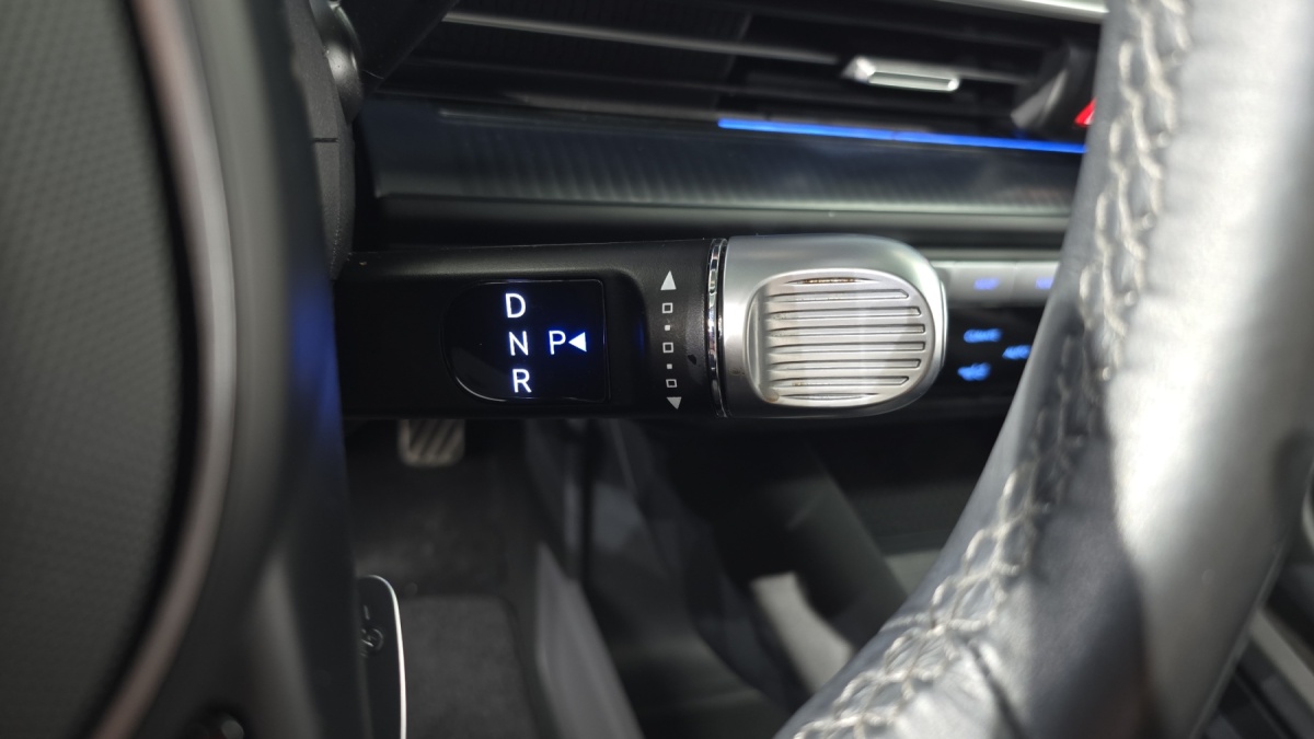 Hyundai Ioniq 6, 2022 — фото 8 из 12