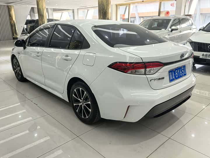 Toyota Levin, 2023 — фото 6 из 9