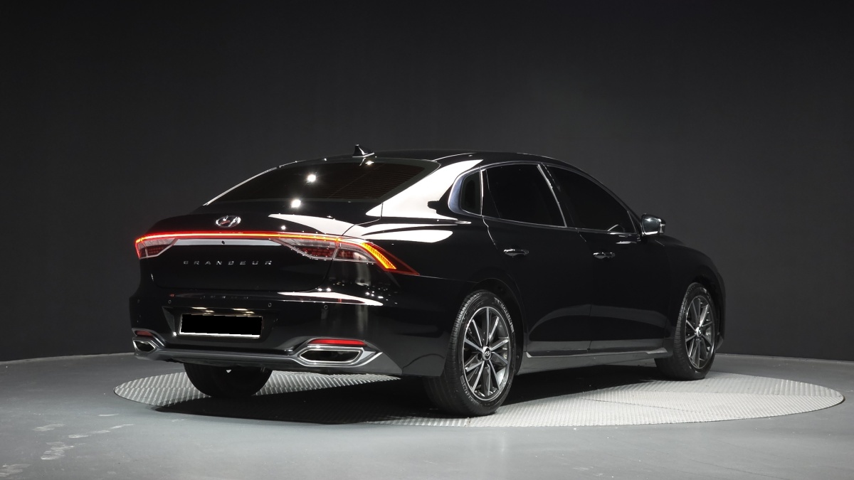 Hyundai Grandeur, 2022 — фото 2 из 12