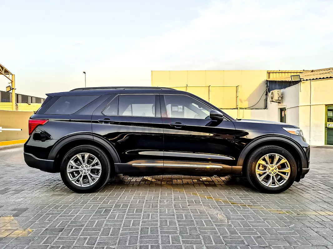 Ford Explorer, 2023 — фото 4 из 10