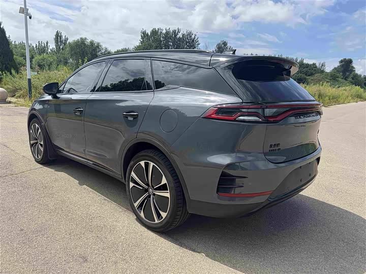 BYD Tang Hybrid/EV, 2023 — фото 4 из 9