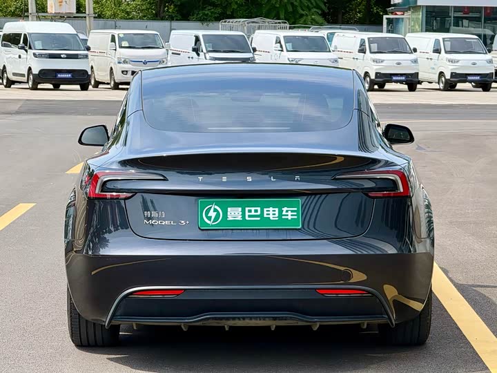 Tesla Model 3, 2024 — фото 7 из 9