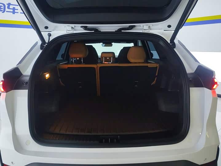 Geely Galaxy L7, 2025 — фото 4 из 9