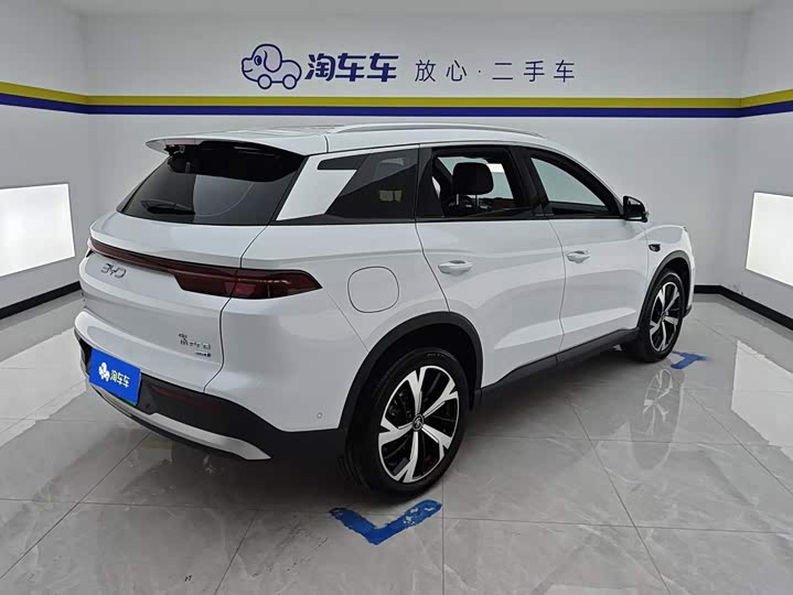 BYD Song Pro Hybrid, 2026 — фото 3 из 9