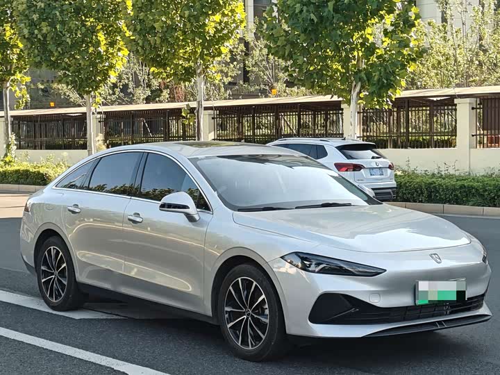 Roewe D7, 2024 — фото 3 из 9