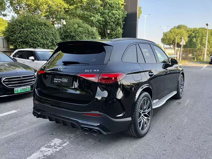 Mercedes-Benz GLC-Class AMG, 2025 — фото 4 из 9