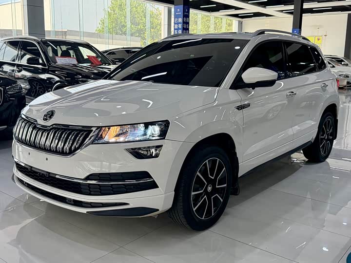 Skoda Karoq, 2023 — купить в Санкт-Петербурге под ключ