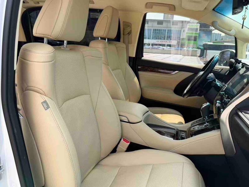 Toyota Alphard, 2022 — фото 11 из 12